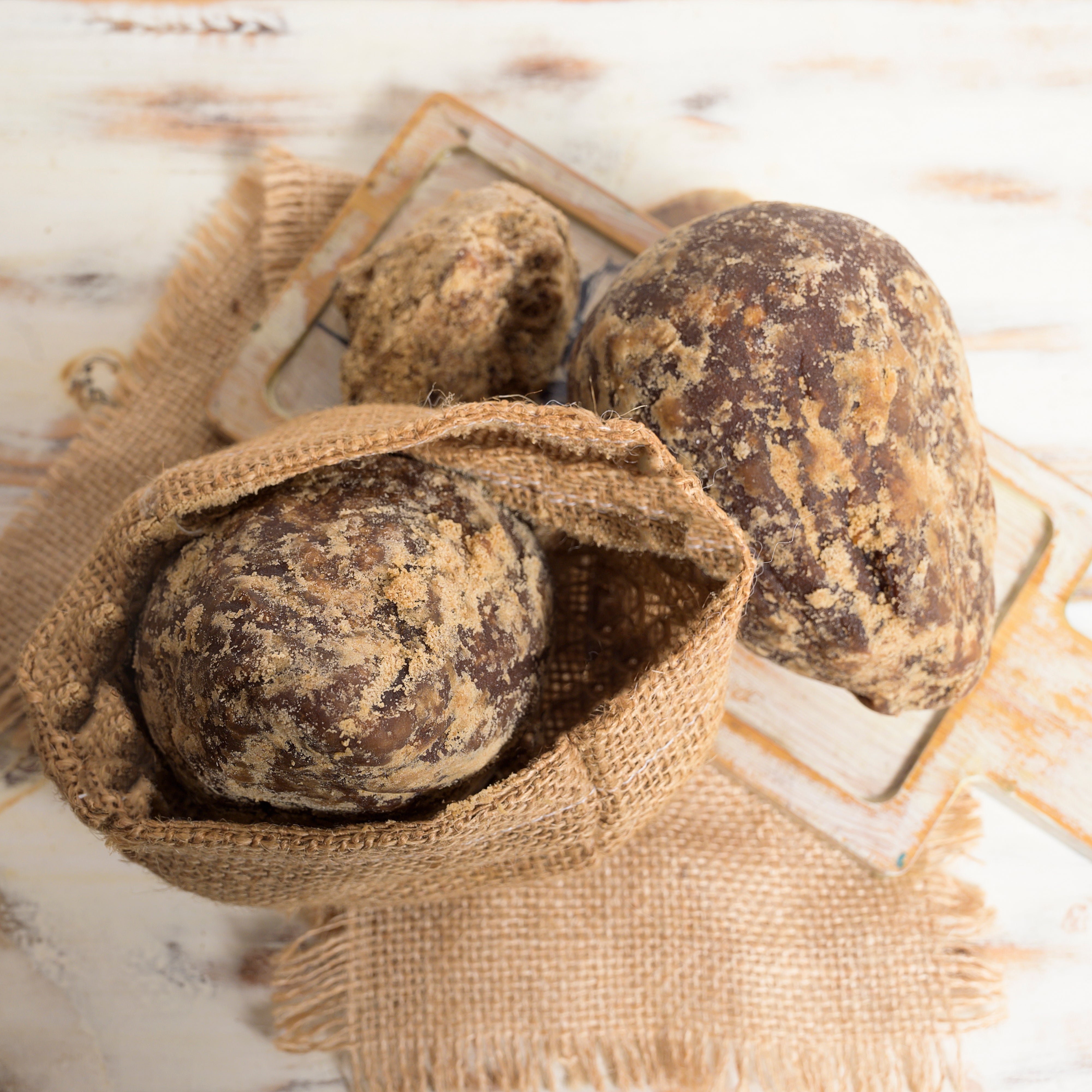 Sugar Cane Jaggery - Solid (1 kg)